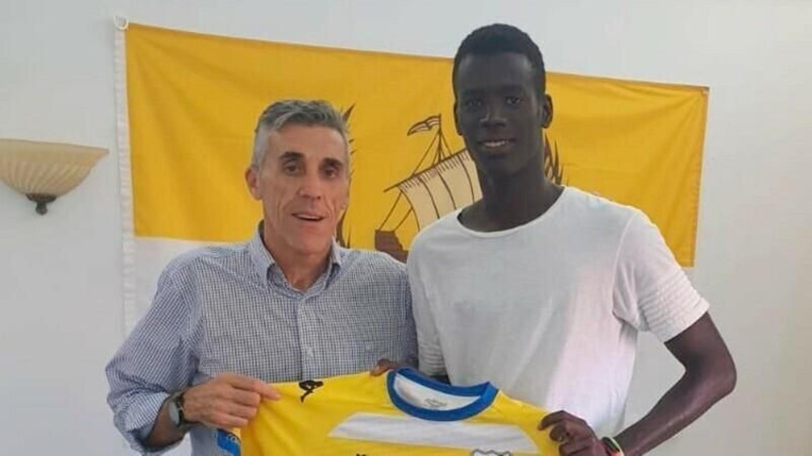 Cheikh puede convertirse en jugador del Xerez DFC en las próximas horas. Cheikh puede convertirse en jugador del Xerez DFC en las próximas horas.