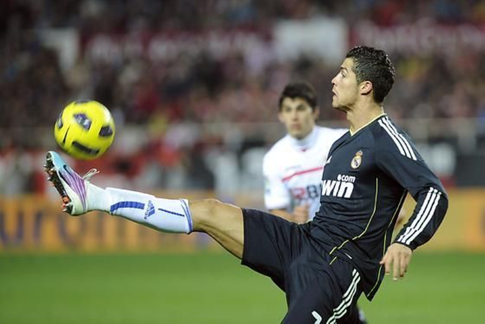 El Sevilla pierde 0-1 con el Real Madrid en la ida de las semifinales de la Copa del Rey. / AFP
