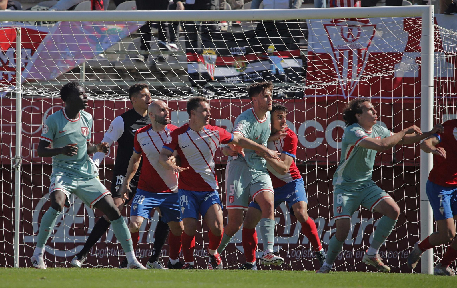 Las mejores fotos del Algeciras CF - Atlético de Madrid B de Primera Federación