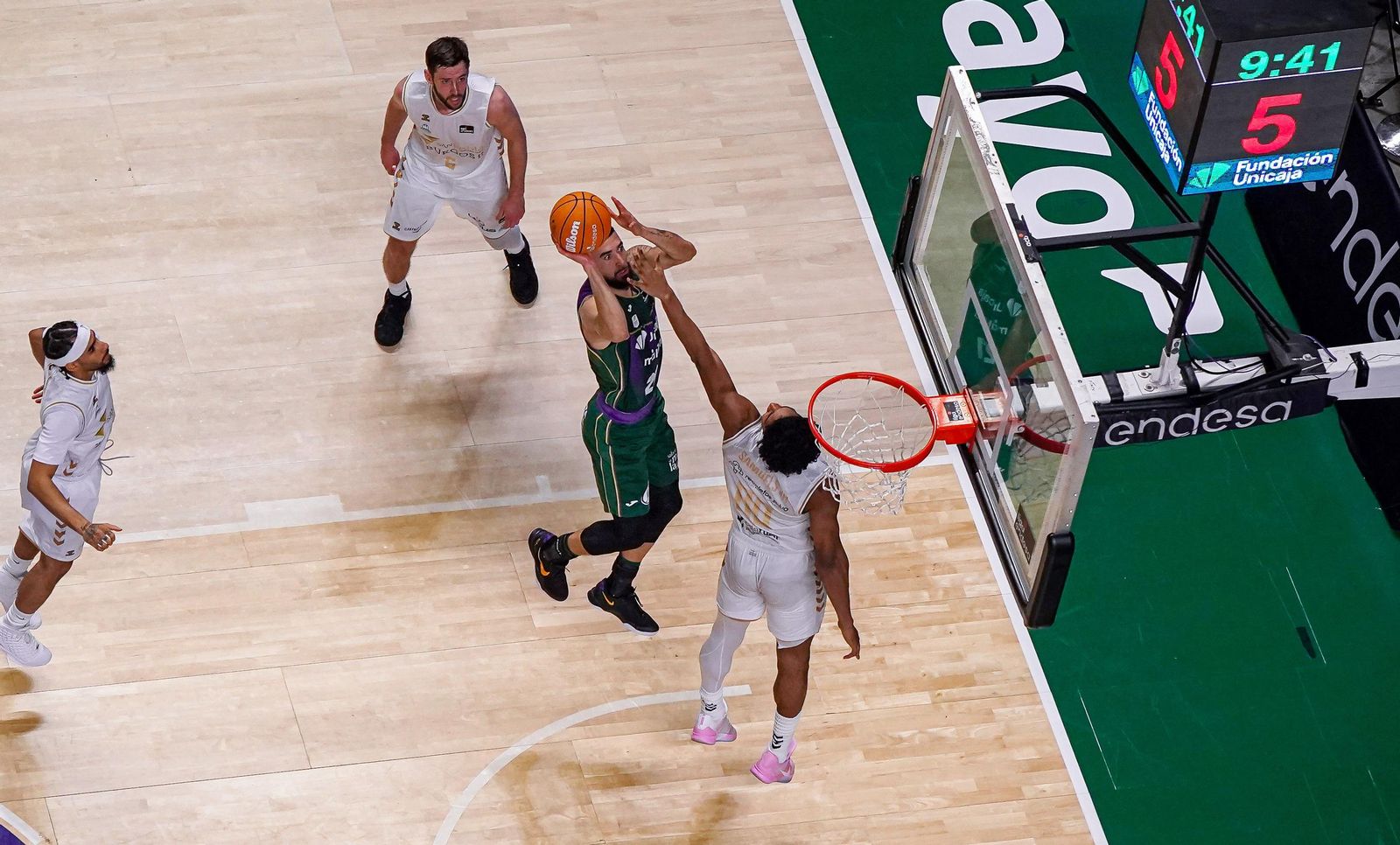 El Unicaja-San Pablo Burgos, en fotos