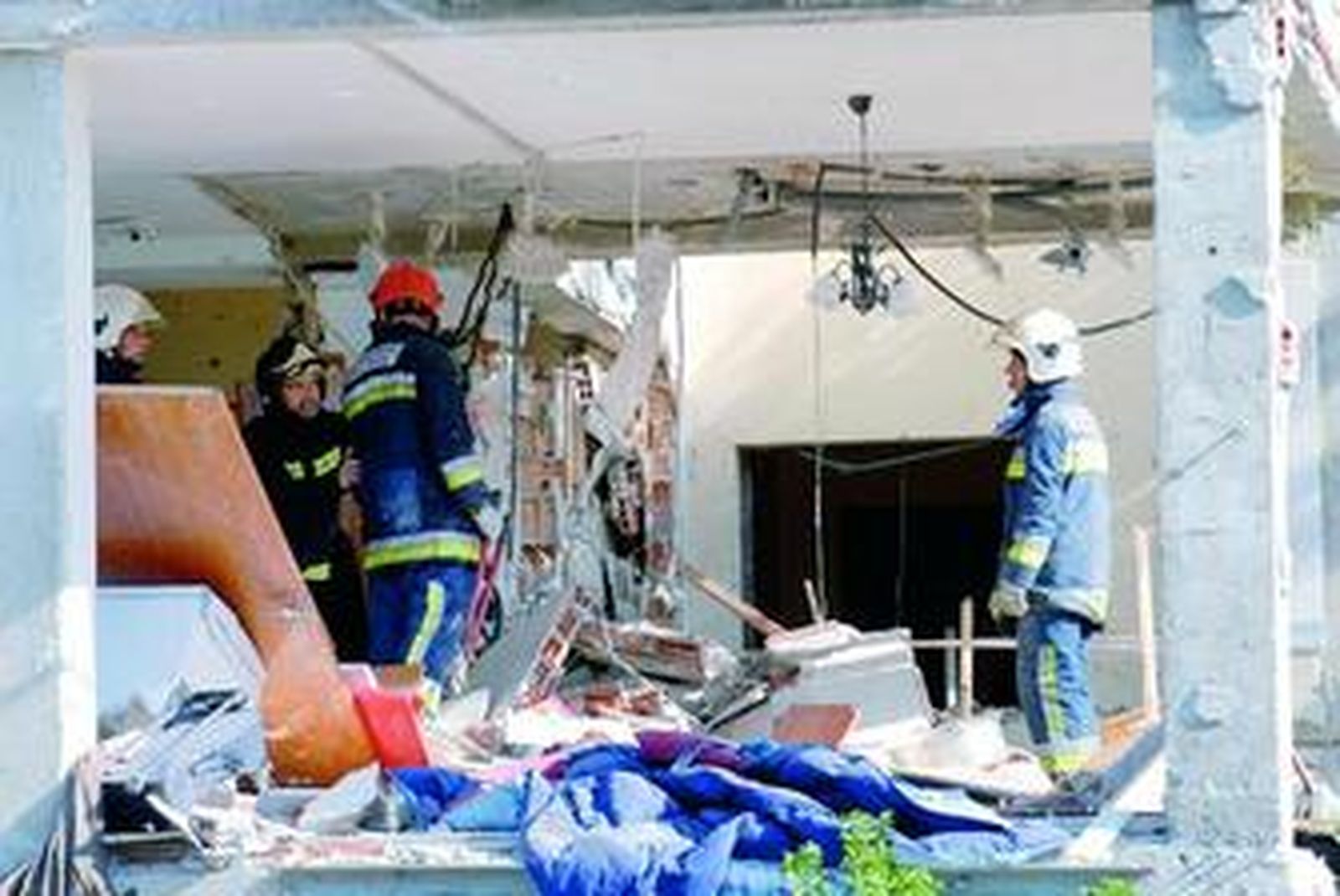 Un muerto y dos heridos en una explosión de gas en Granada