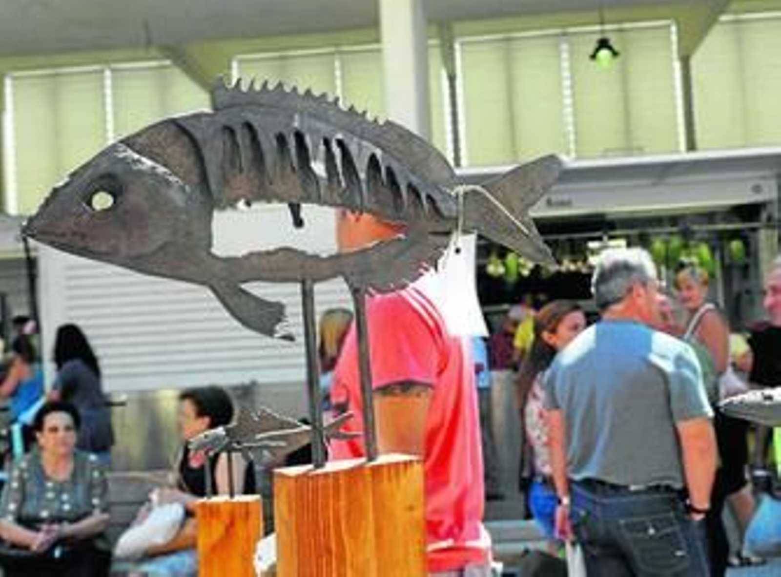 Uno de los peces expuestos en las dependencias del Mercado Central de Abastos.