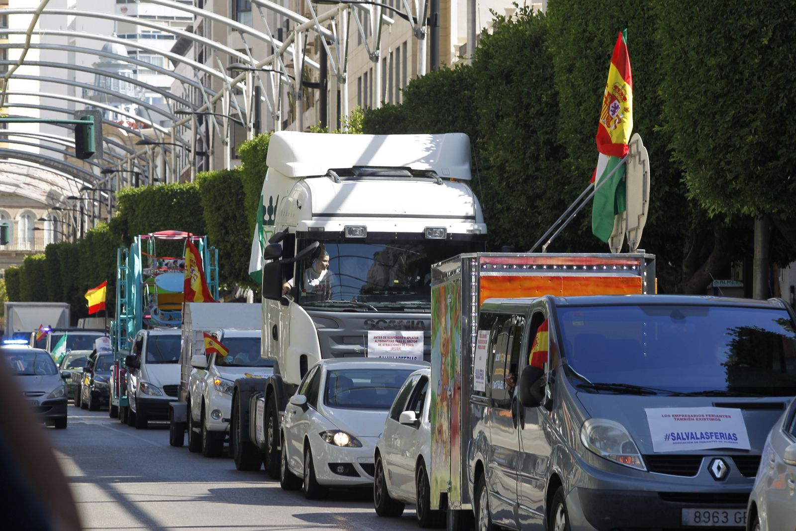 Fotogalería manifestación feriantes. Almería