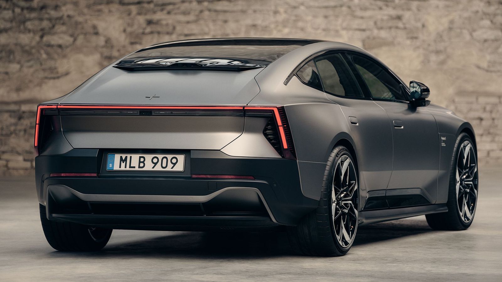 La primera novedad de las cuatro anunciadas para los próximos años por Polestar es el Polestar 5, del que se iniciarán las entregas en unos meses.