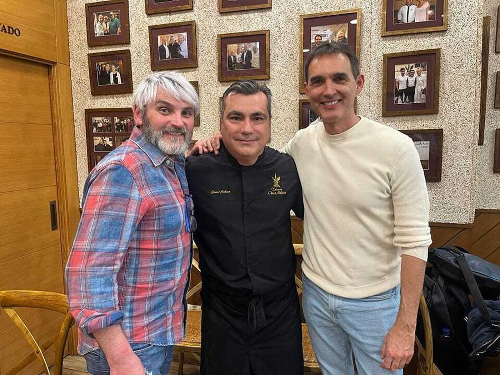 Fernando Tejero, Javier Medina y Juan Carlos Rubio tras su almuerzo en Taberna Chico Medina