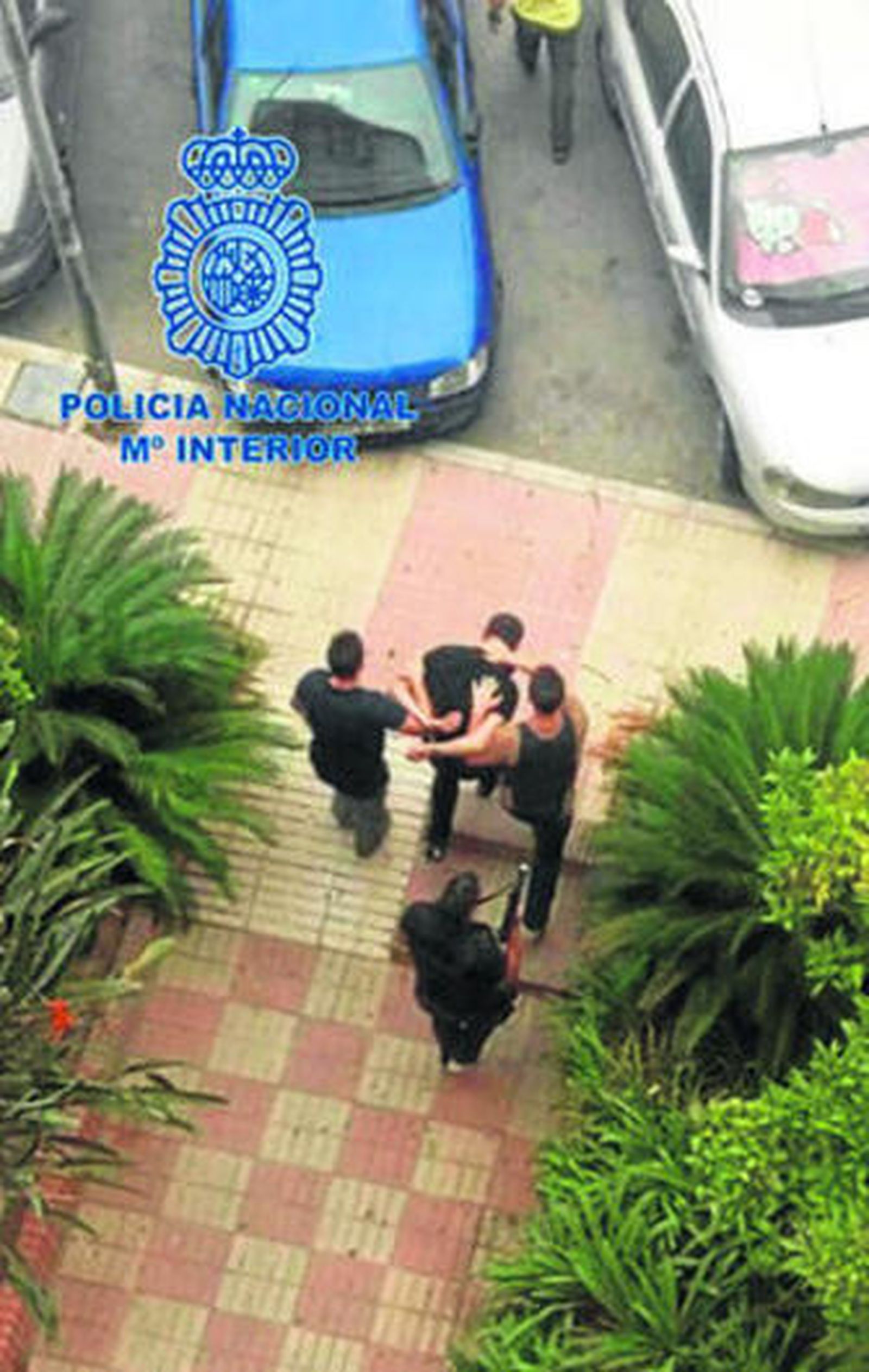 Momento de la detención de uno de los secuestradores.