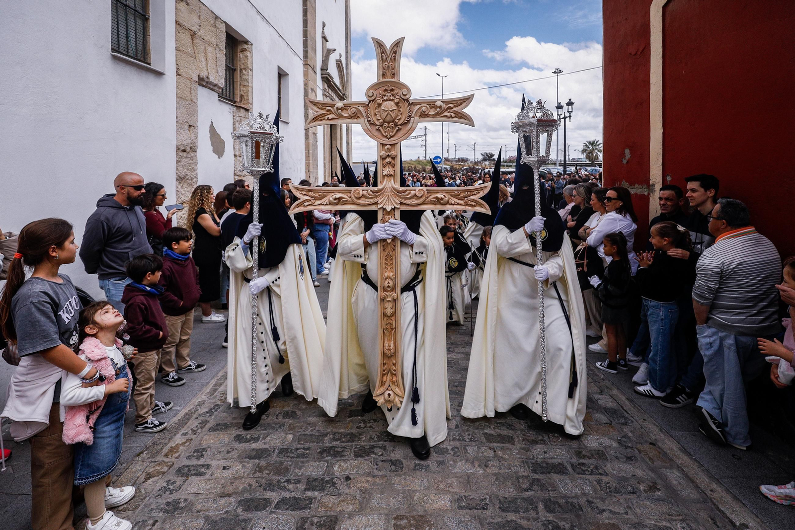 Imágenes de la salida del Predimiento en la Semana Santa de El Puerto 2025