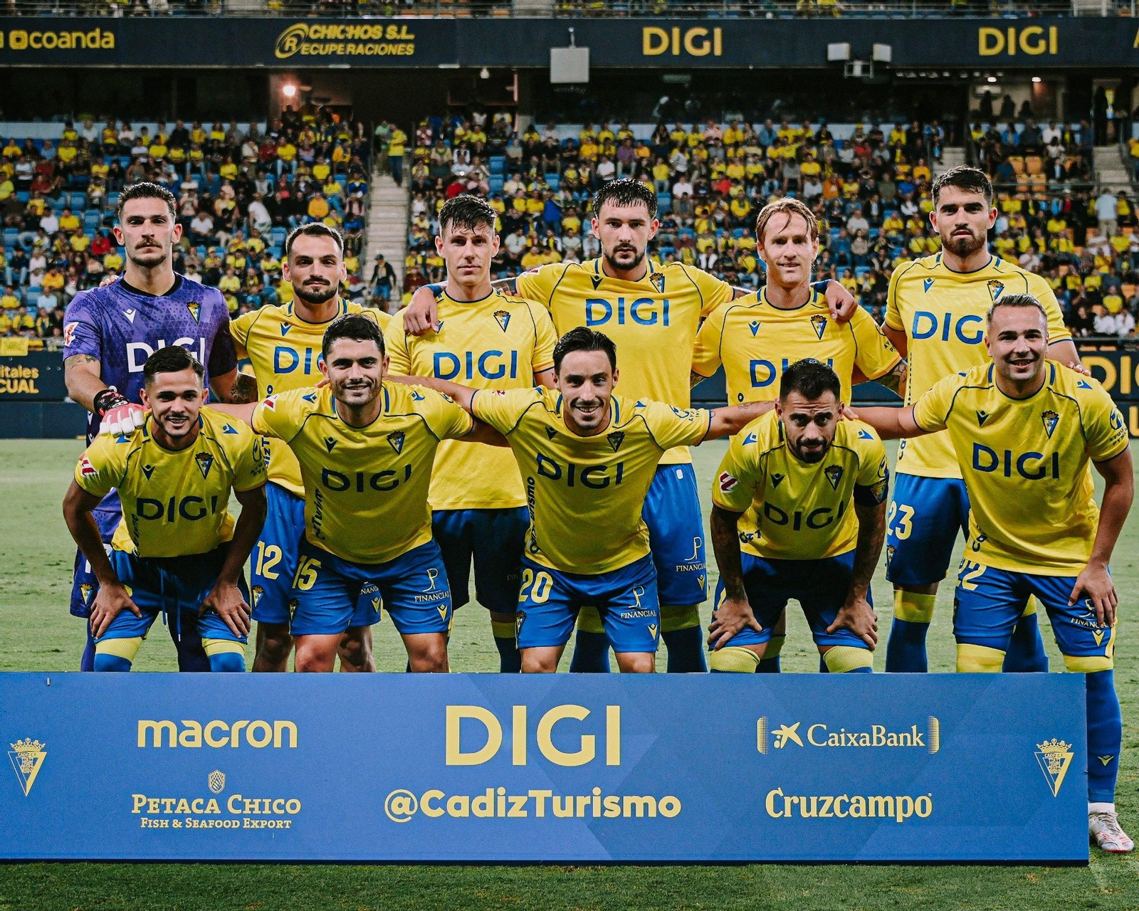 Once inicial del Cádiz ante el Burgos.
