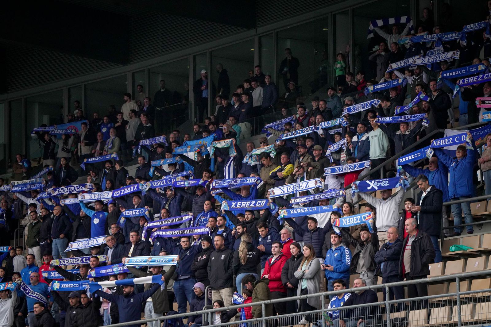 Búscate en el partido del Xerez CD - UD Melilla