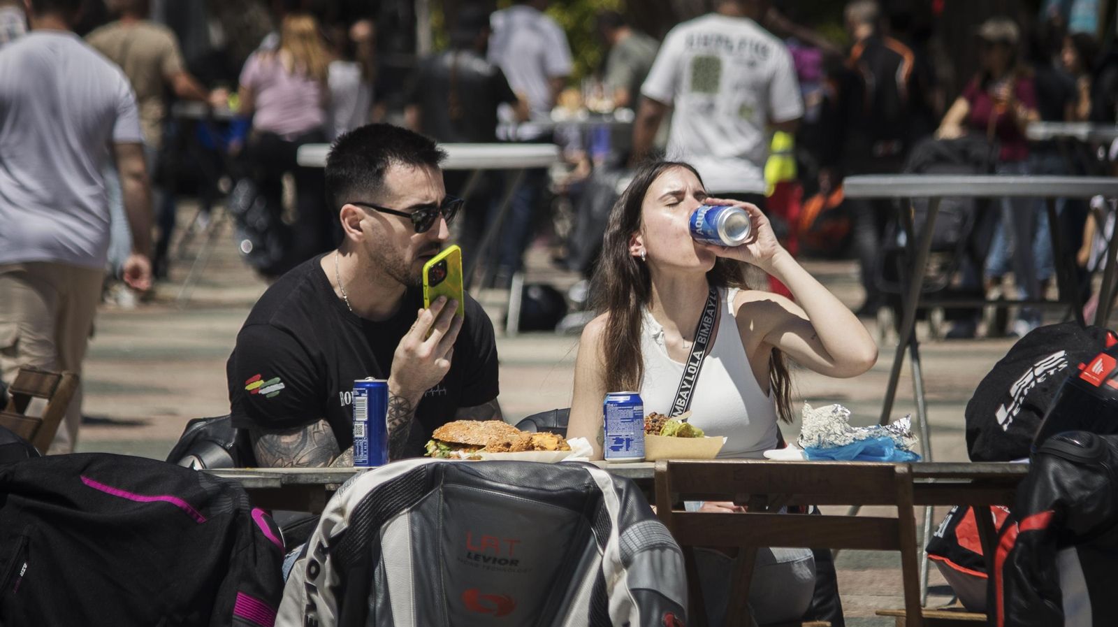Motos, vino y literatura: búscate en el ambiente del centro de Jerez el sábado del Gran Premio de Jerez 2025