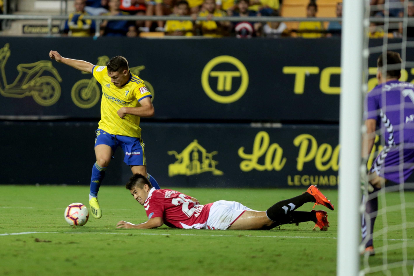 Las imágenes del Cádiz-Nástic