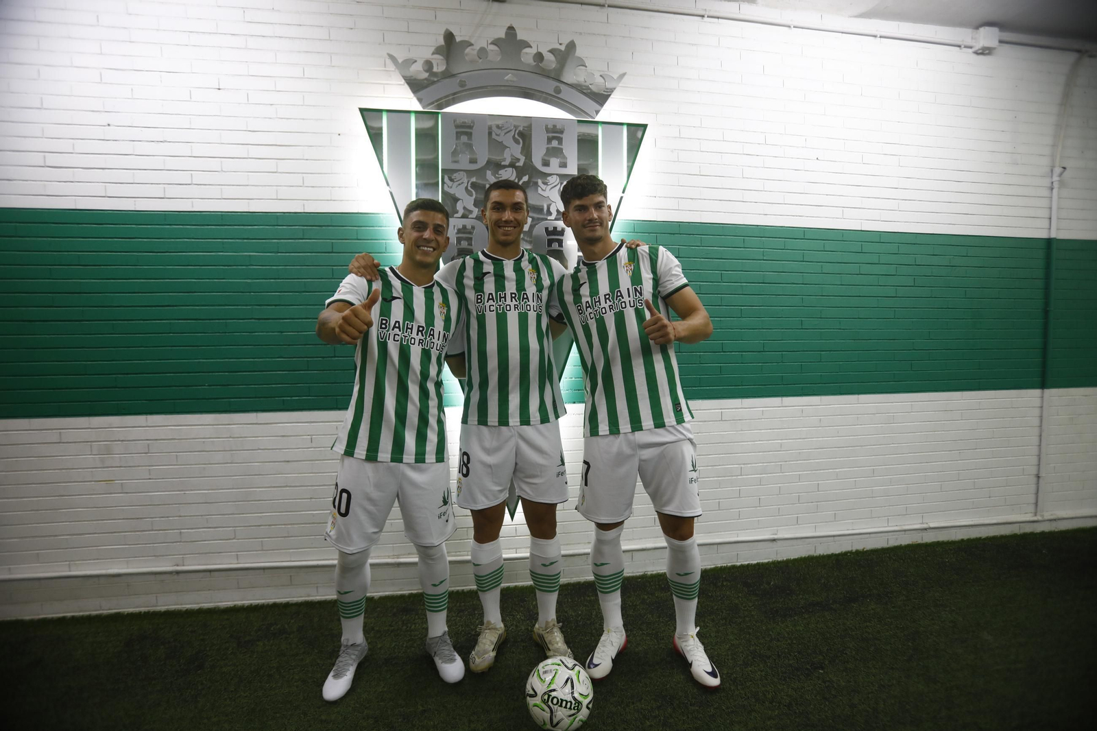 Las mejores fotos de la presentación de Adri Fuentes, Juan María Alcedo y Mariano Carmona como jugadores del Córdoba CF
