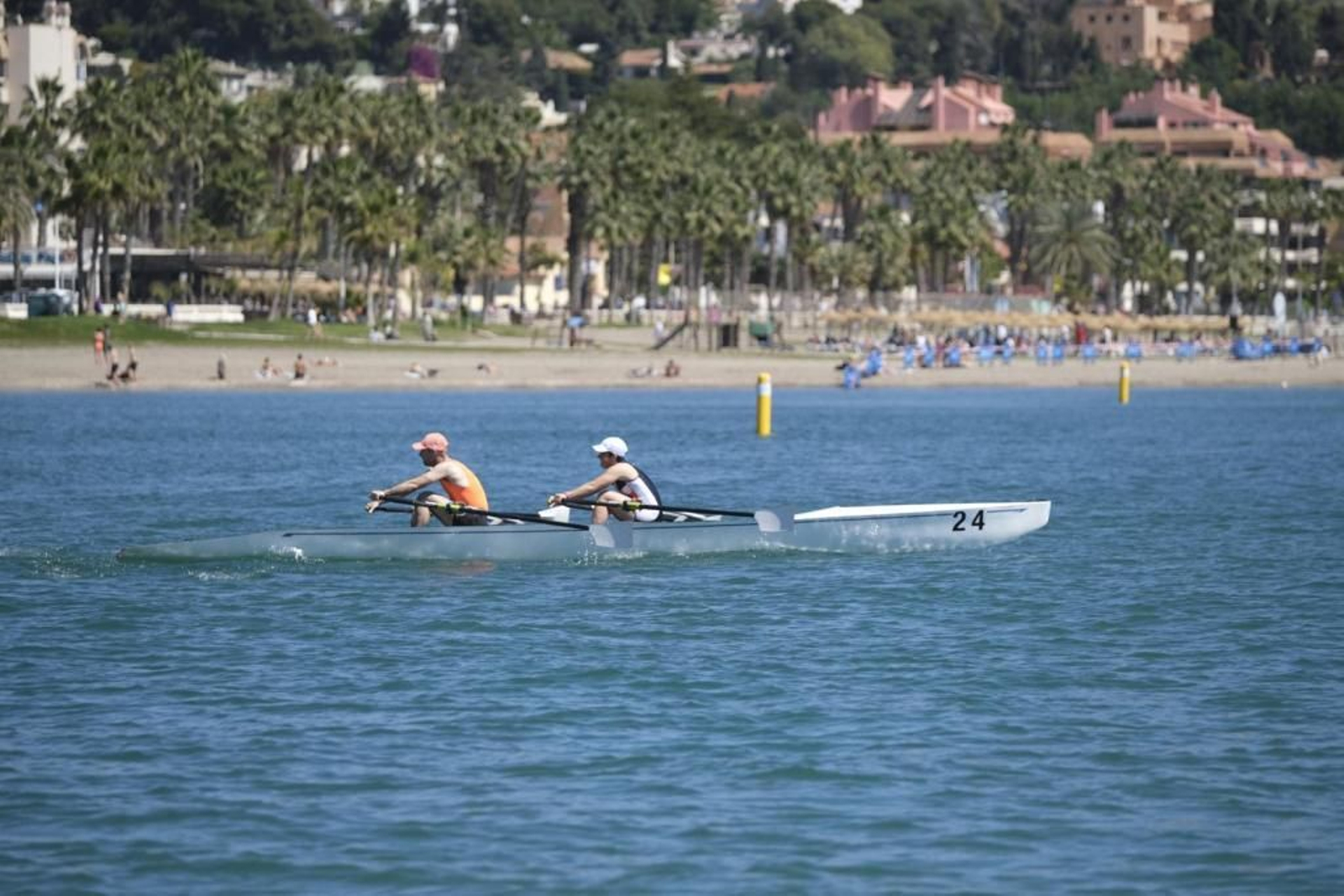 Espectáculo en el I Open Costa del Sol Beach Sprint celebrado en Málaga