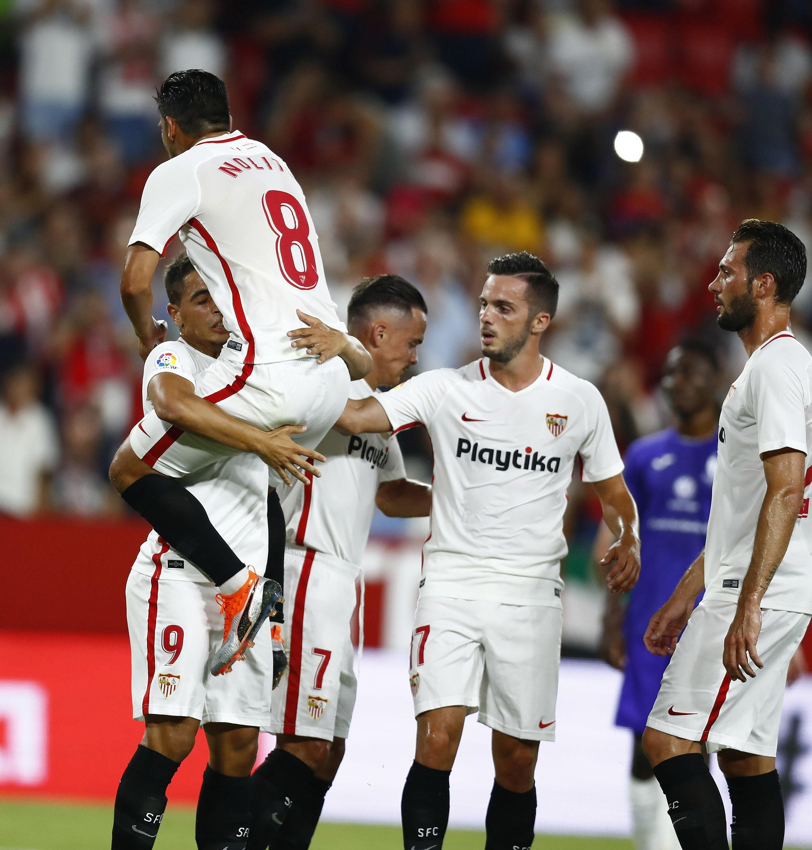 Las imágenes del Sevilla-Újpest