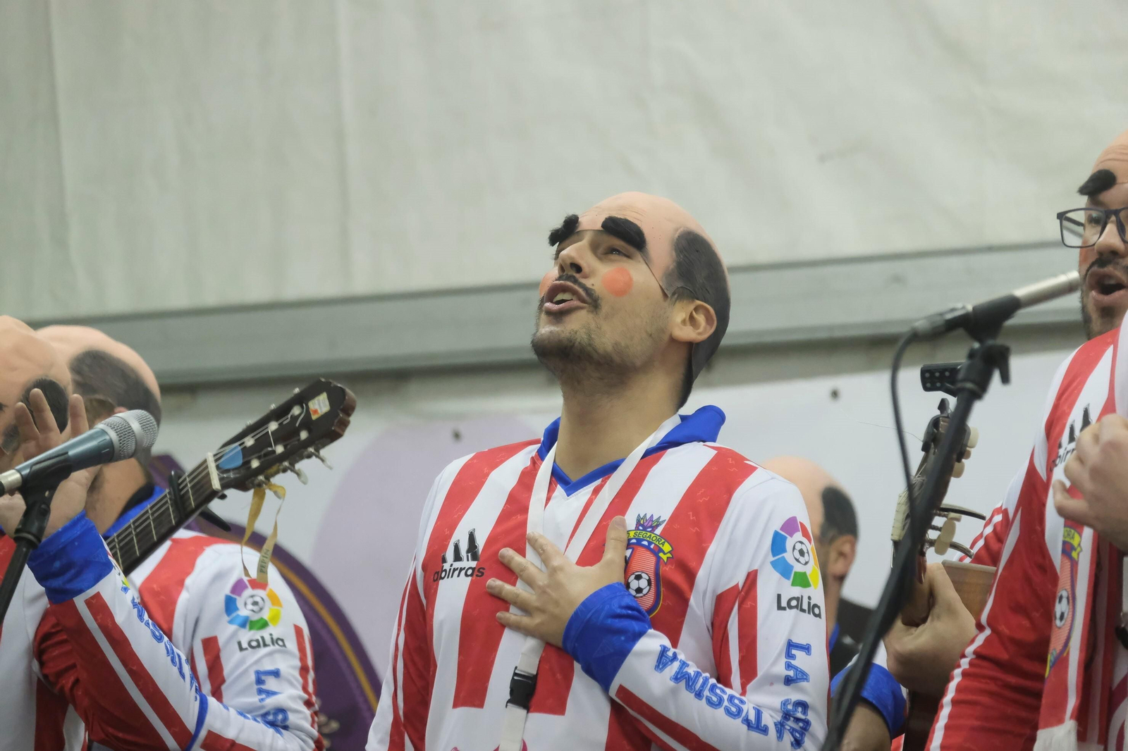 El Carnaval de Córdoba conquista las calles, en imágenes