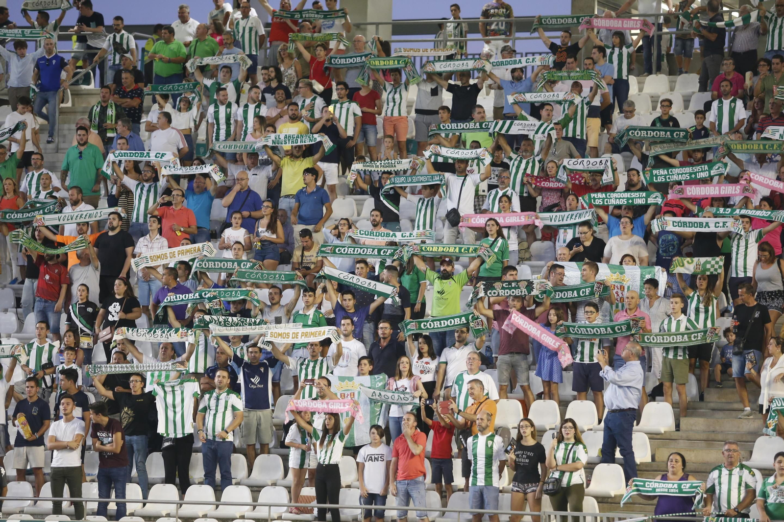 El Córdoba CF-Tenerife, en imágenes