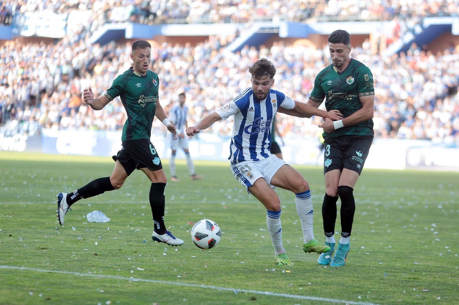 Imágenes del ascenso del Recreativo de Huelva contra el Cacereño