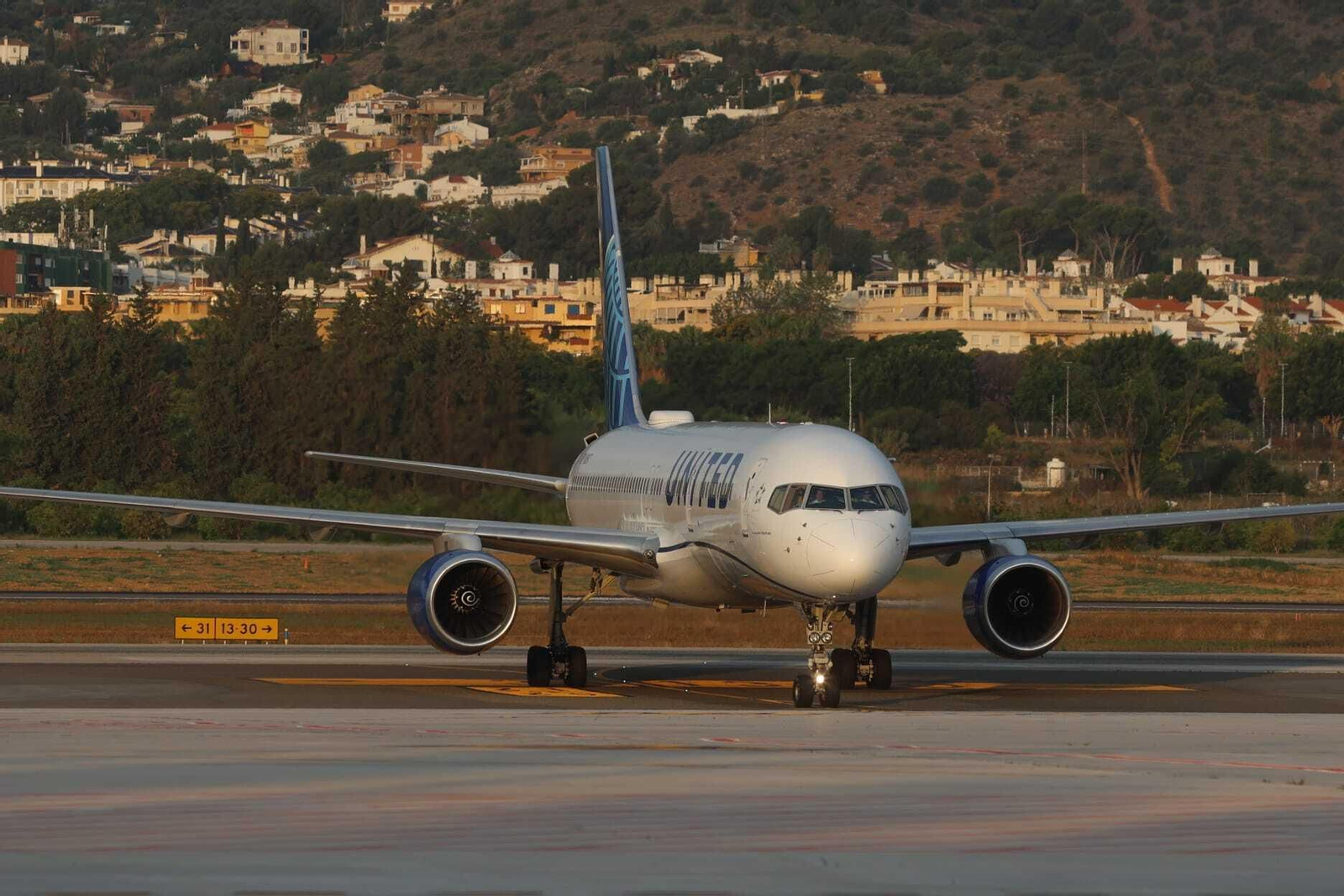 La llegada del primer vuelo de United Airlines a Málaga desde Nueva York.