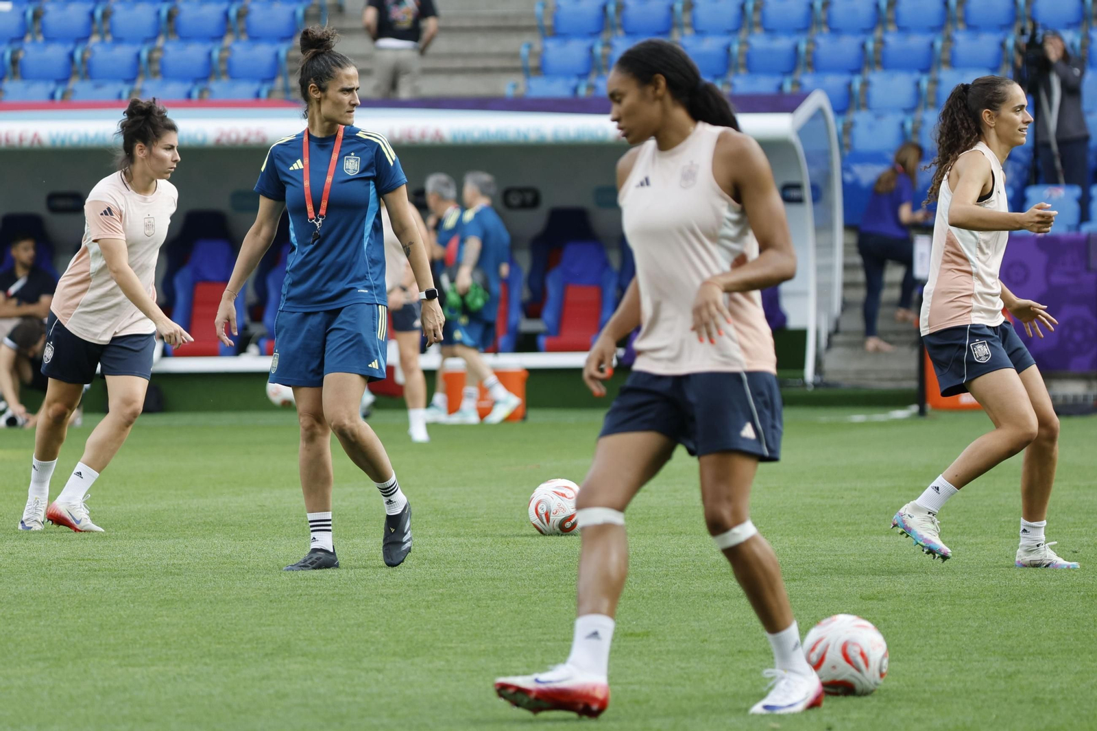 Las fotos de España antes de la final de la Eurocopa femenina