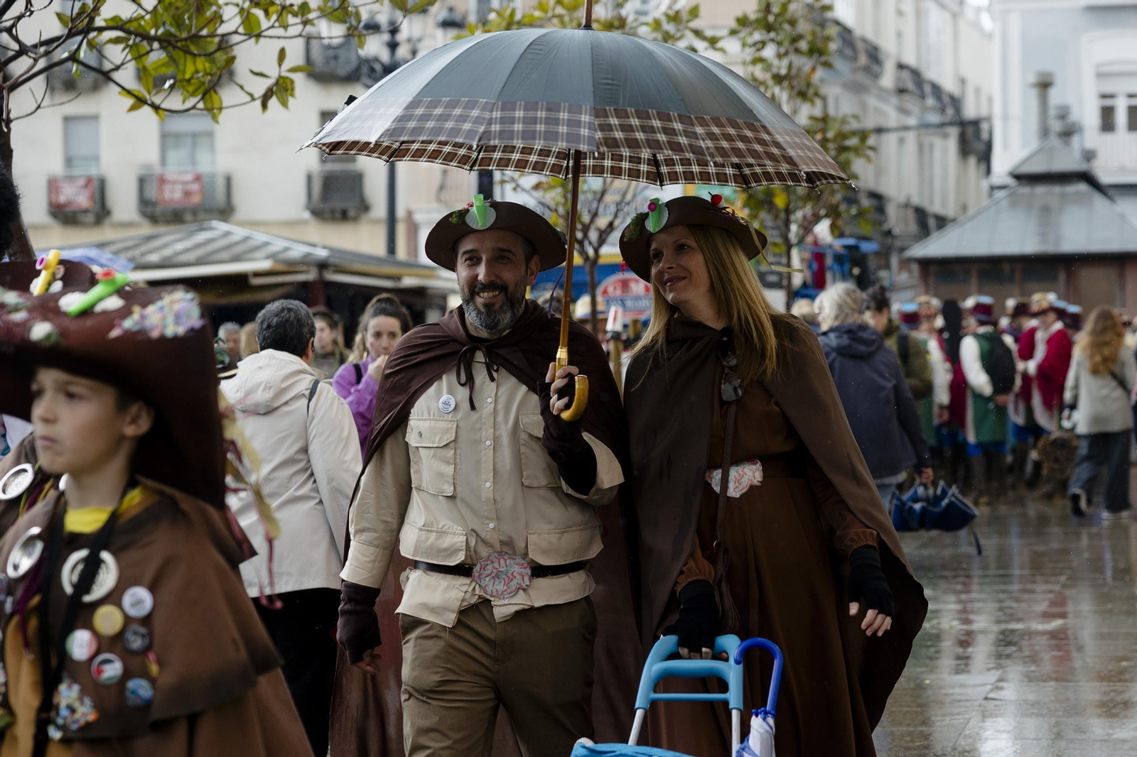 Las mejores imágenes del primer domingo de Carnaval de Cádiz