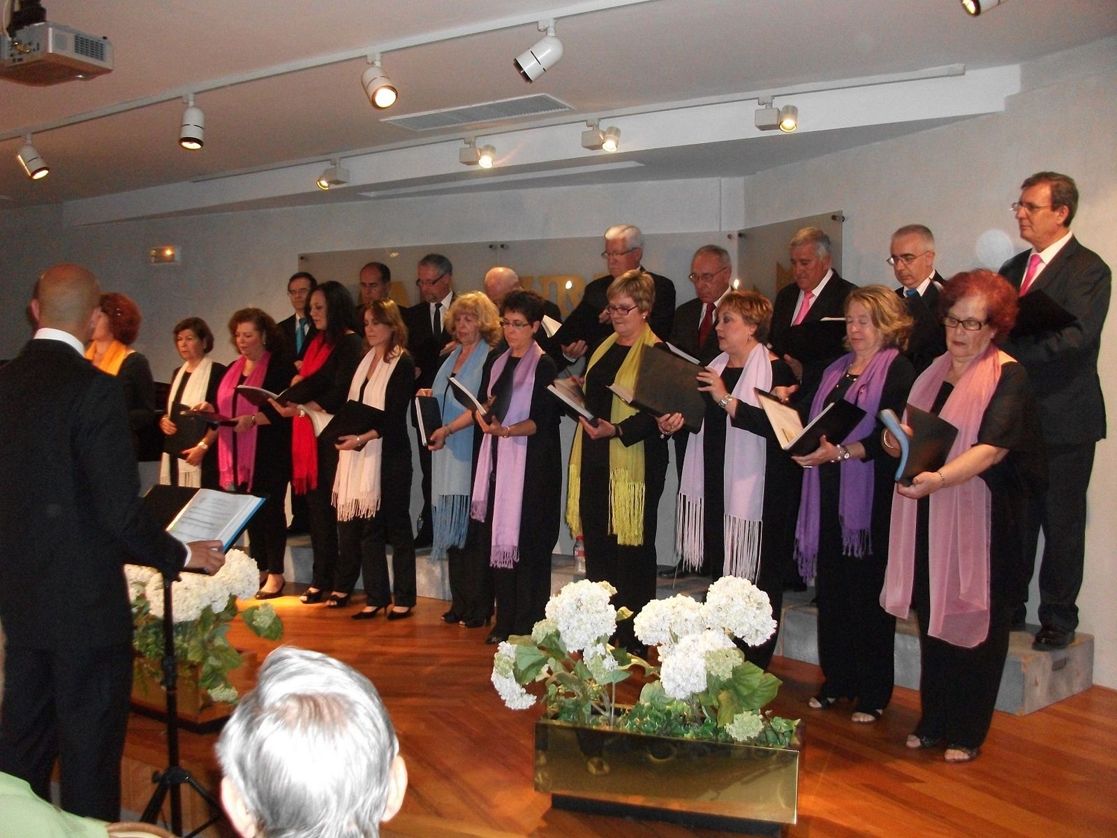 Una interpretación del coro lírico de Huelva.