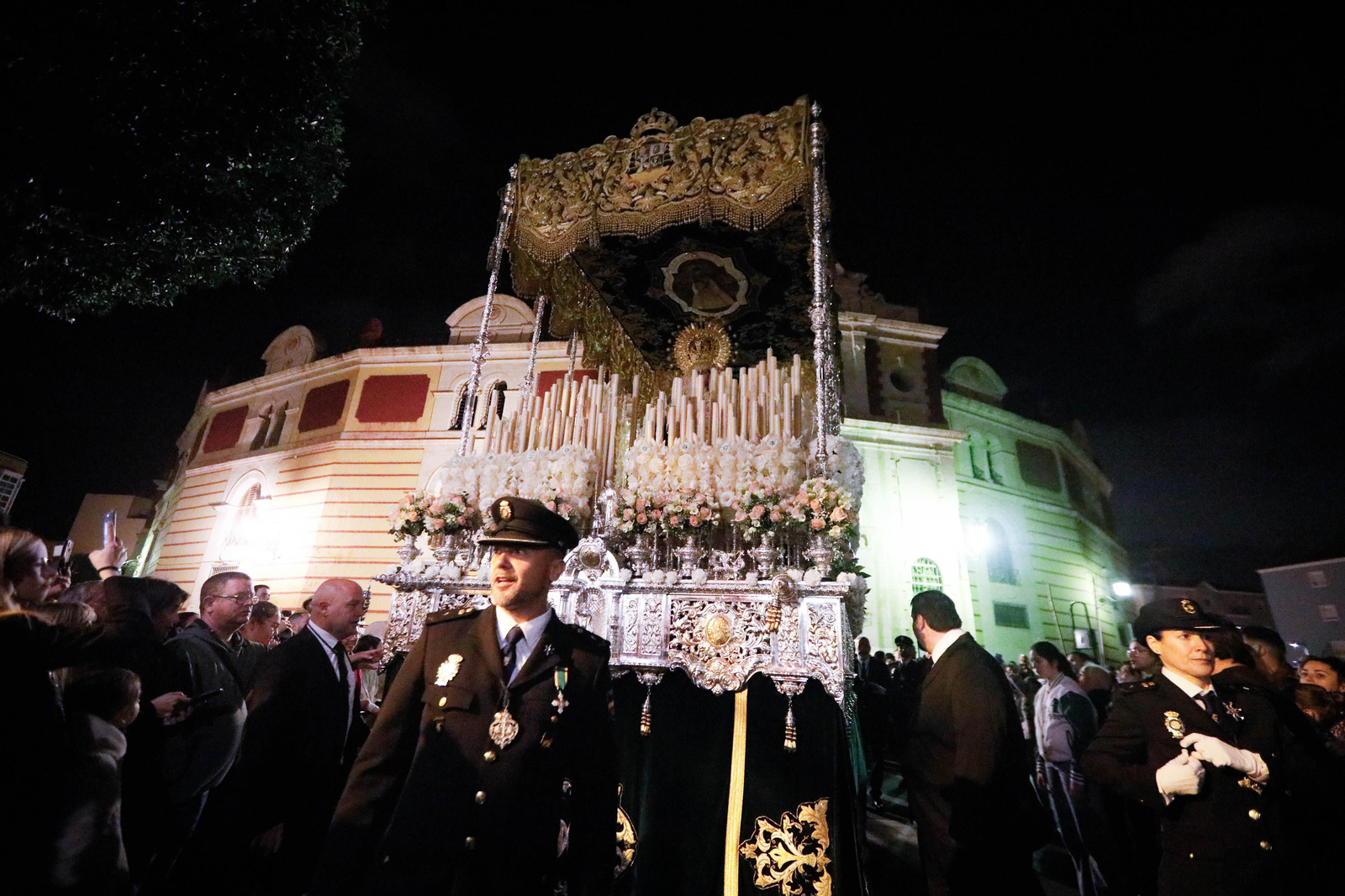 Las mejores fotos de la procesión de La Macarena en Almería