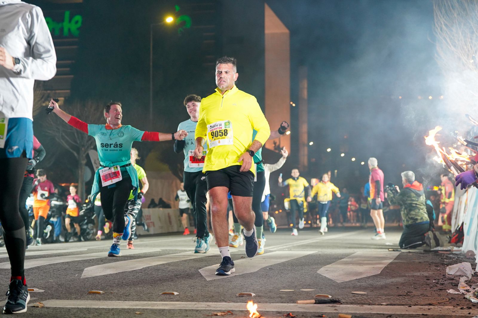 En imágenes: búscate en tu llegada a meta de la Carrera de San Antón 2026 (12)