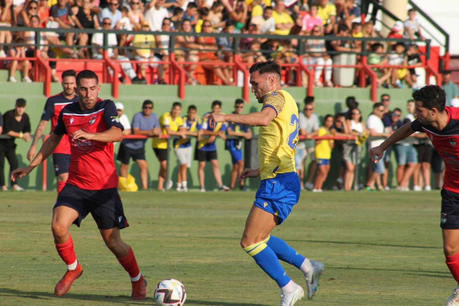 Las imágenes del Barbate-Cádiz CF