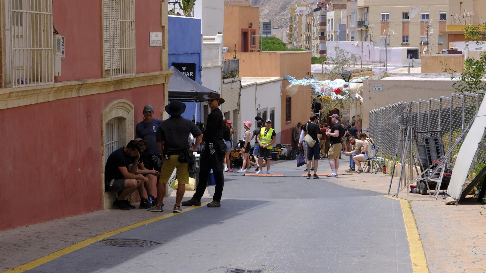Ambiente de cine a los pies de la Alcazaba.