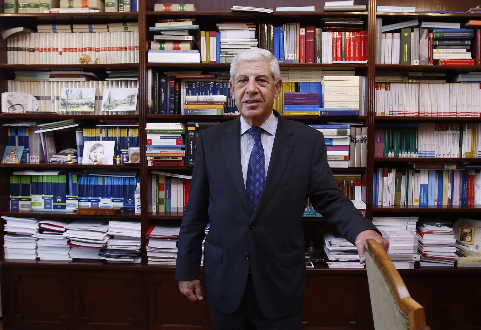 Damián Álvarez, en su despacho de la Audiencia de Sevilla