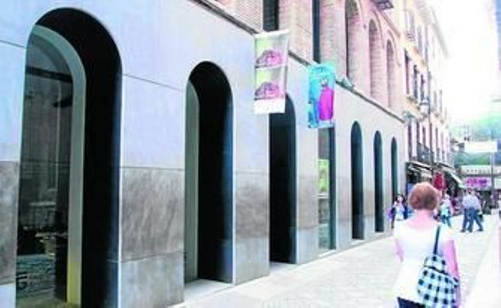 centro guerrero.                Los herederos del pintor y la Diputación de Granada se organizan en un comodato, es decir, los descendientes 'prestan' las obras de su padre al ente público hasta 2025.