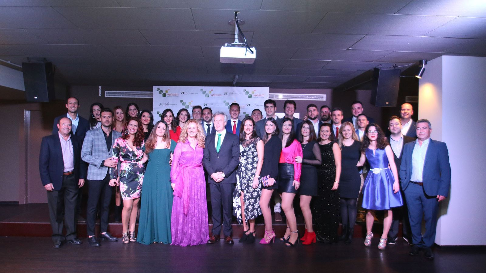 Foto de 'familia' de Vellsam.