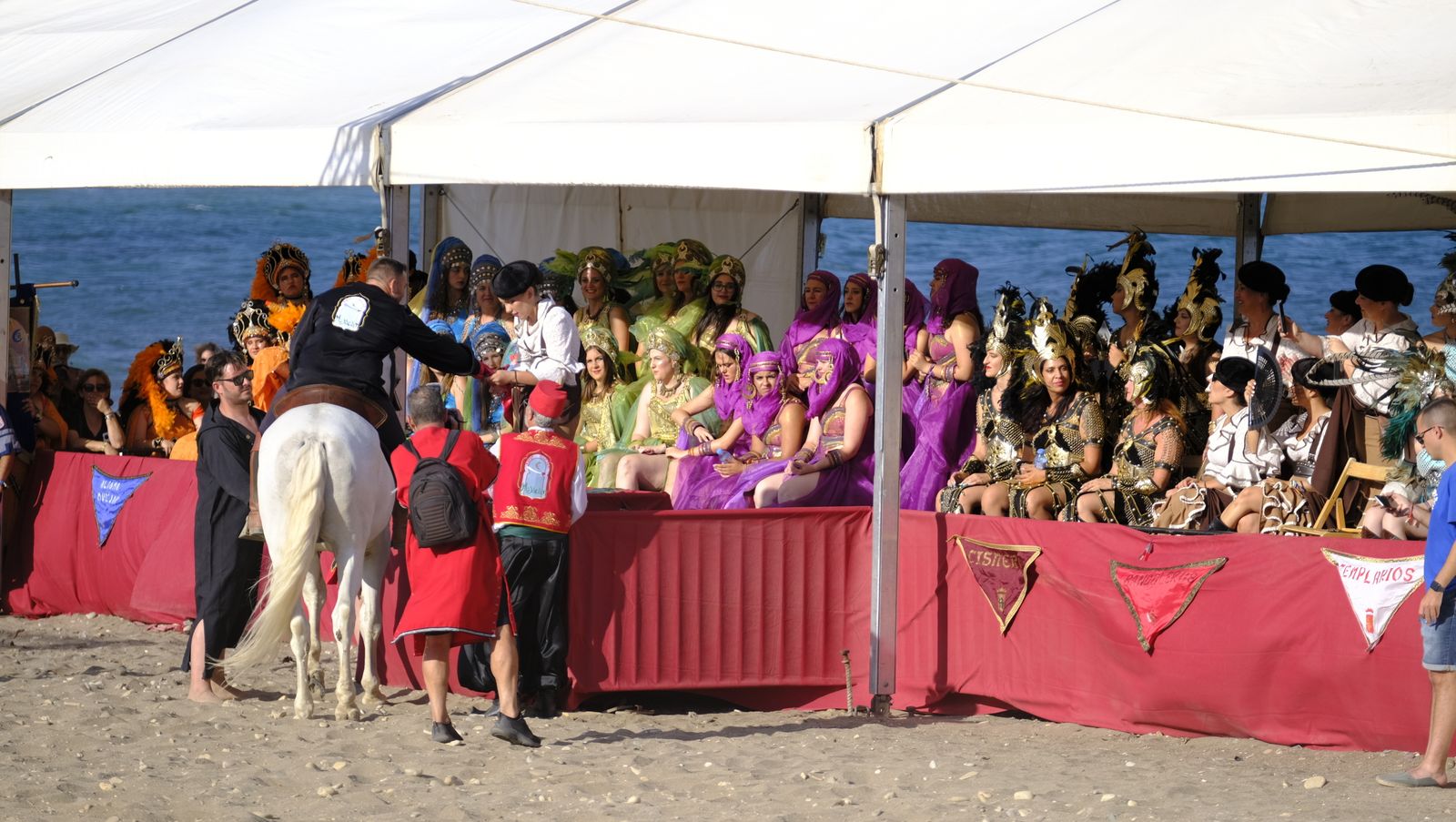 Moros y Cristianos de Mojácar en la Playa del Lance, en imágenes