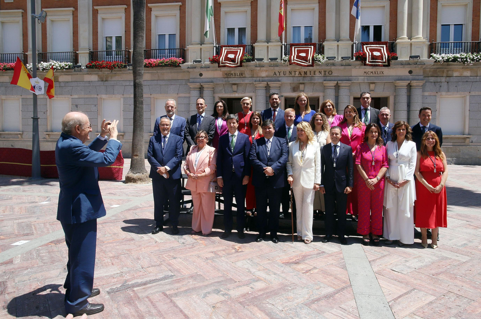 Imágenes de la toma de posesión de Pilar Miranda como alcaldesa de Huelva