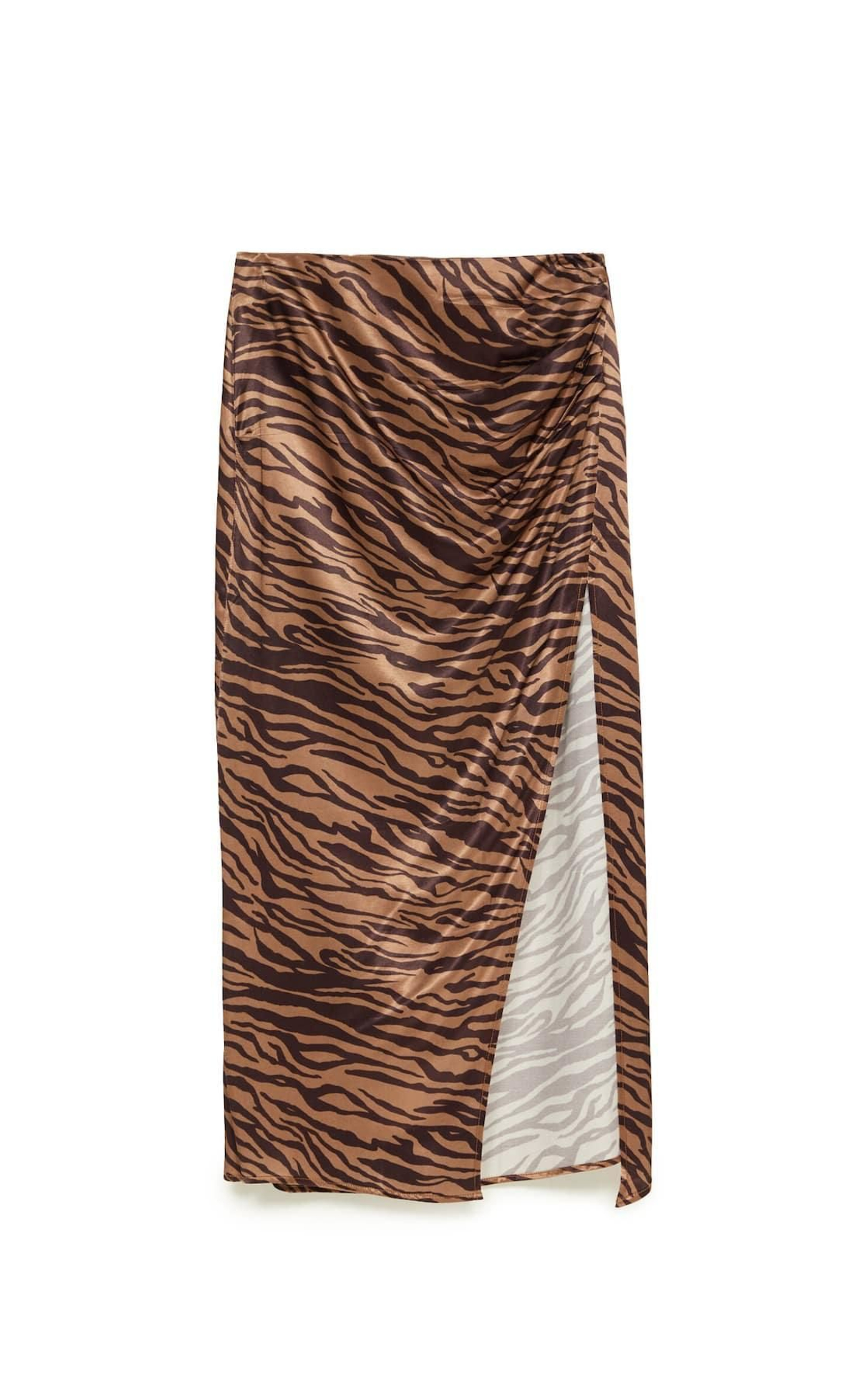 La falda animal print de Stradivarius rebajada.