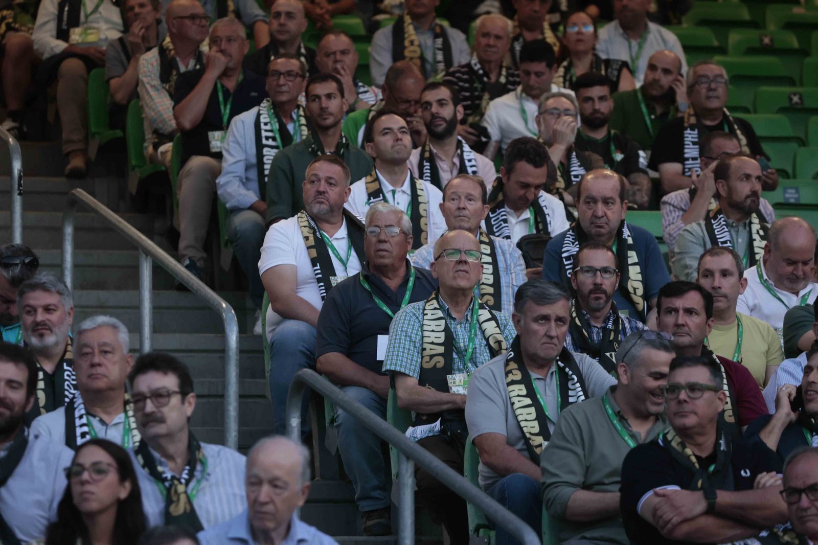 Búscate en el acto Siempre Verdiblancos