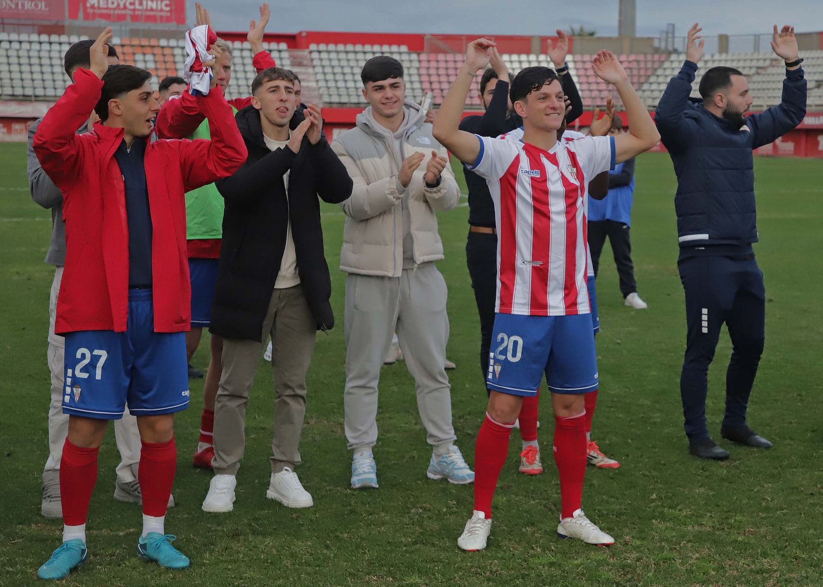 Las mejores fotos del Algeciras - Betis Deportivo de Primera Federación