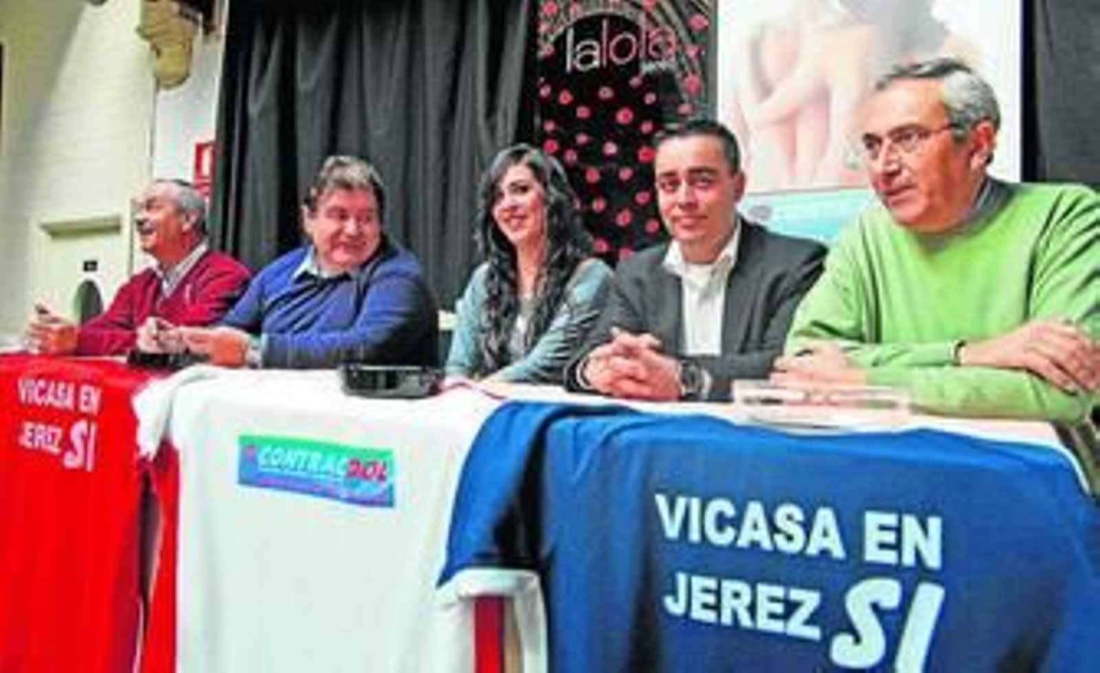 Momento de la presentación del evento deportivo en la discoteca La Lola, ayer.