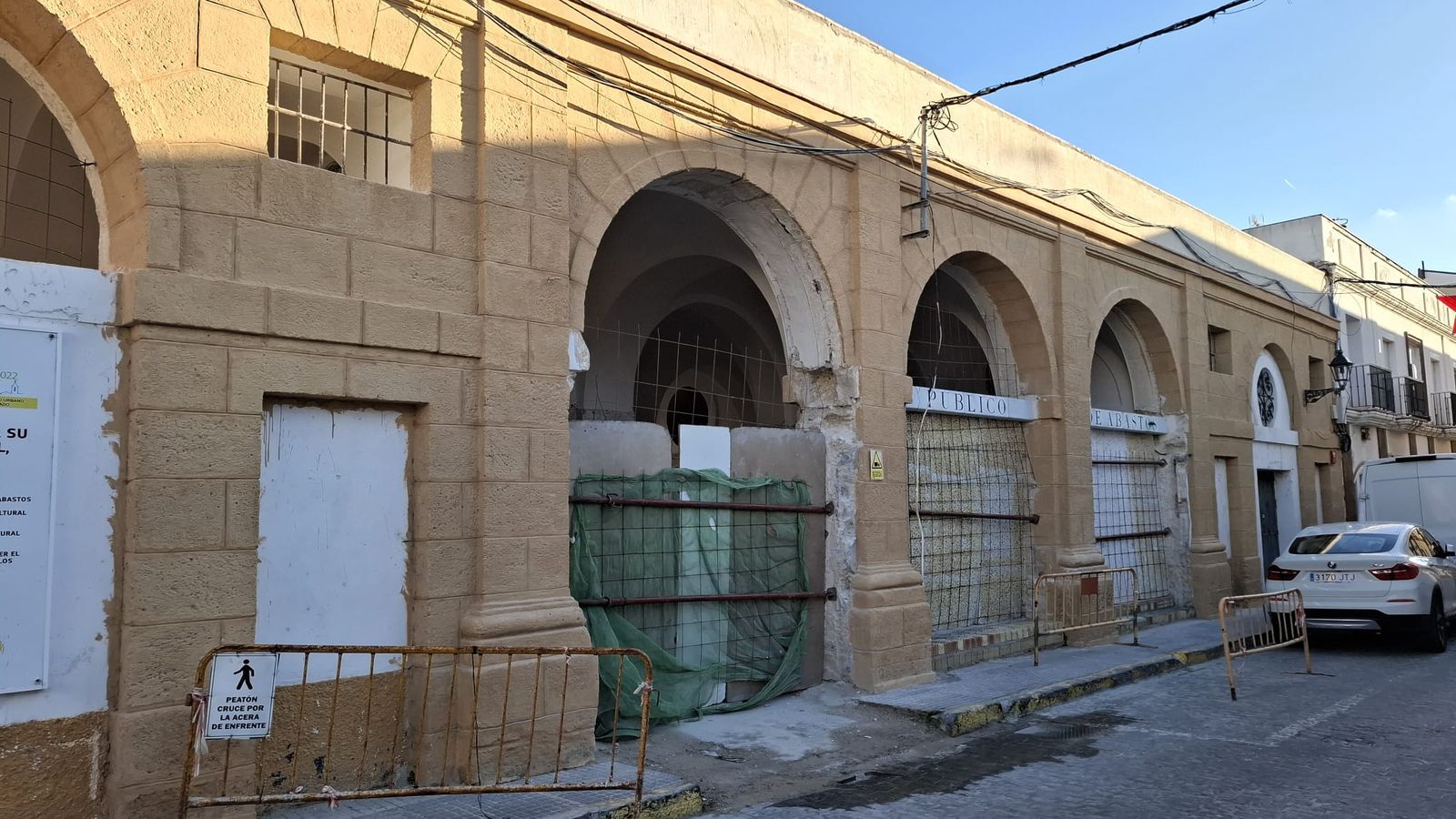 Mercado de Abastos de Puerto Real tras la primera fase de rehabilitación