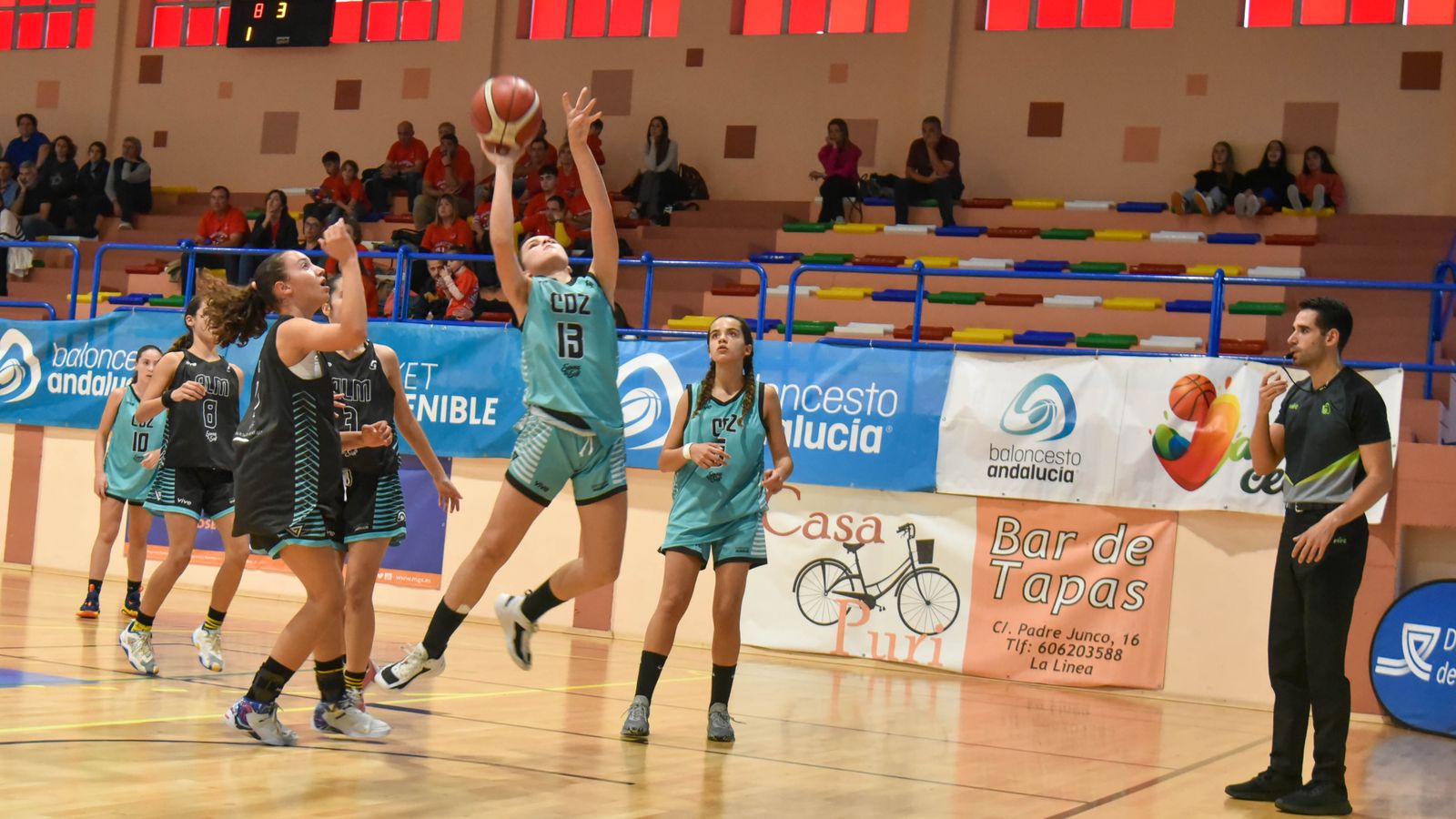 Las fotos de la segunda jornada del Andaluz infantil femenino de baloncesto en La Línea