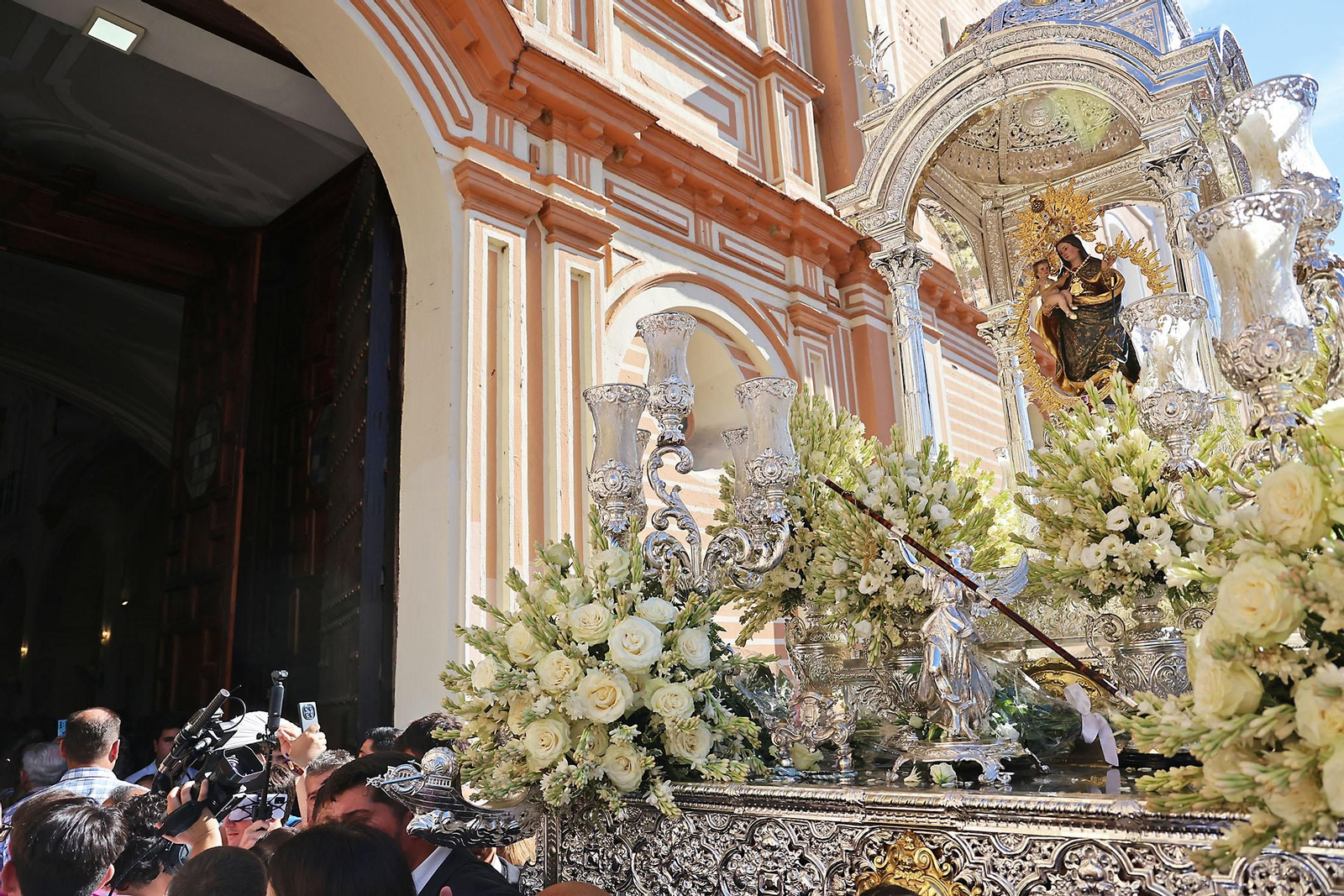 Imágenes de la bajada de la Virgen de la Cinta