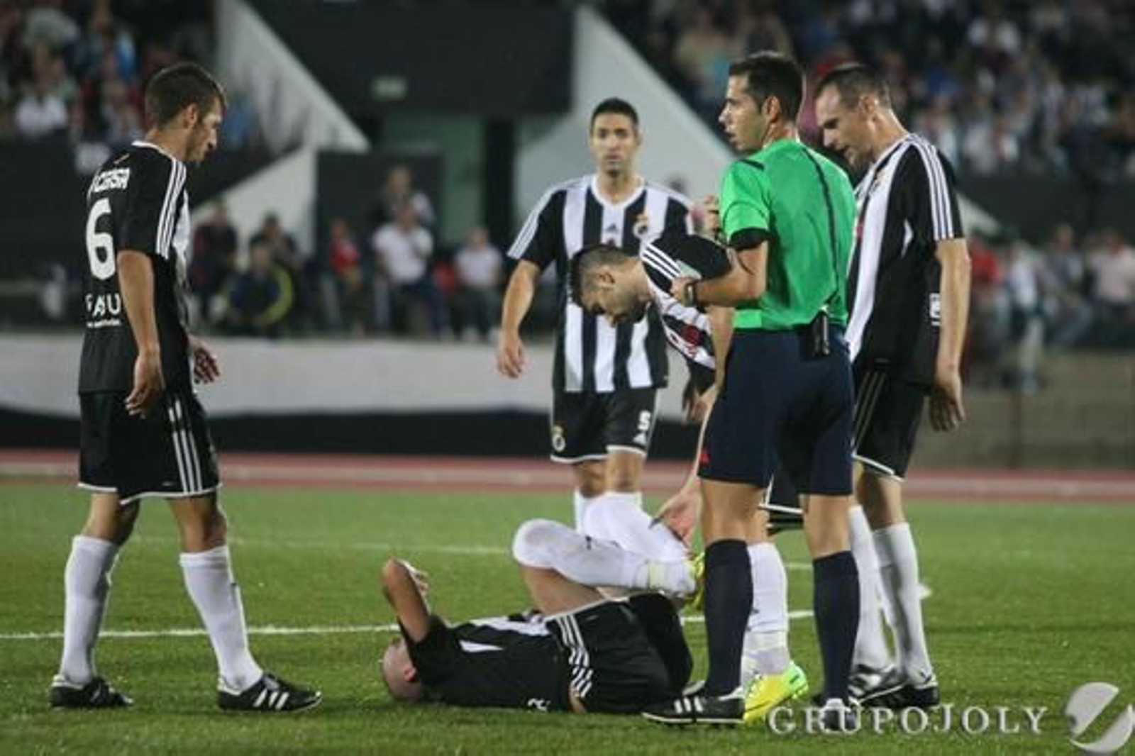 Copi se duele de una falta, obra de Servando. 

Foto: Paco Guerrero