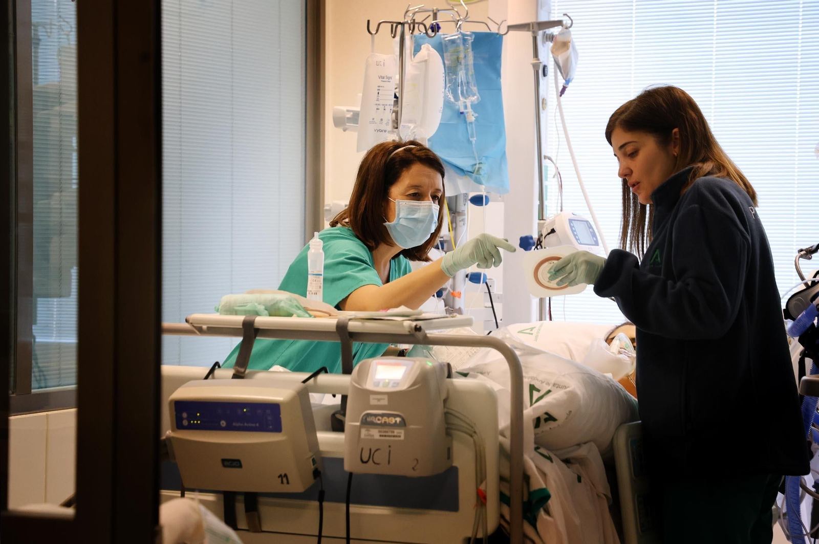 Imágenes de la UCI del Hospital Infanta Elena en Huelva