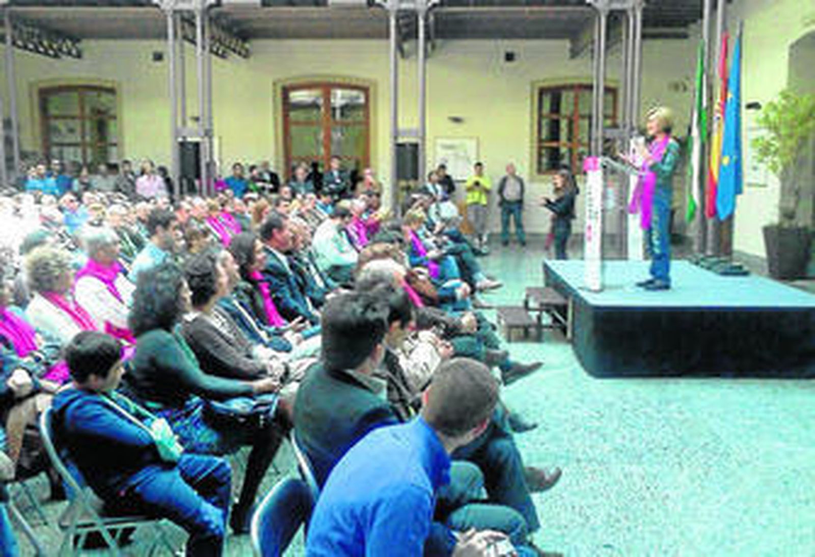 Rosa Díez, ayer, en el Palacio de Exposiciones y Congresos de Cádiz.