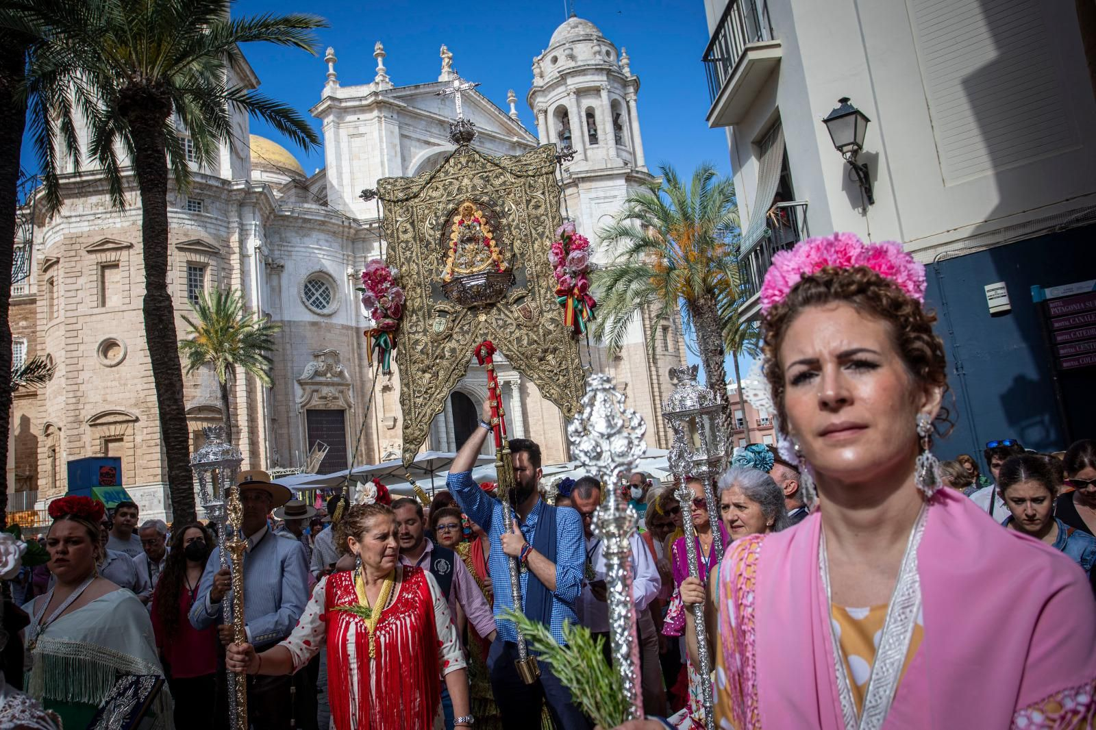 Imágenes de la salida de la hermandad del Rocío de Cádiz
