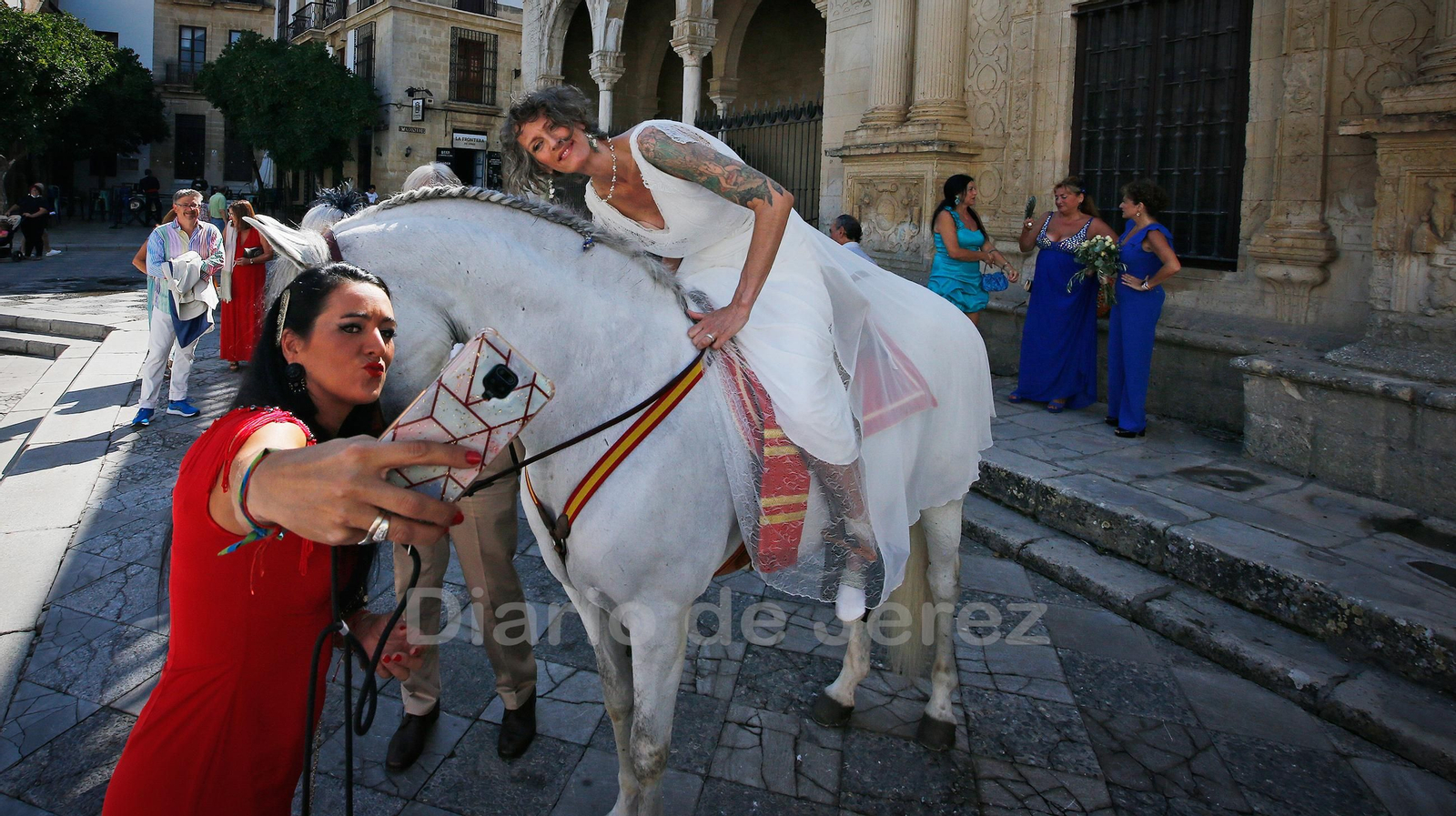 Peculiar boda de Juan Tejero con la alemana Tina Heidelberg Peculiar boda de Juan Tejero con la alemana Tina Heidelberg