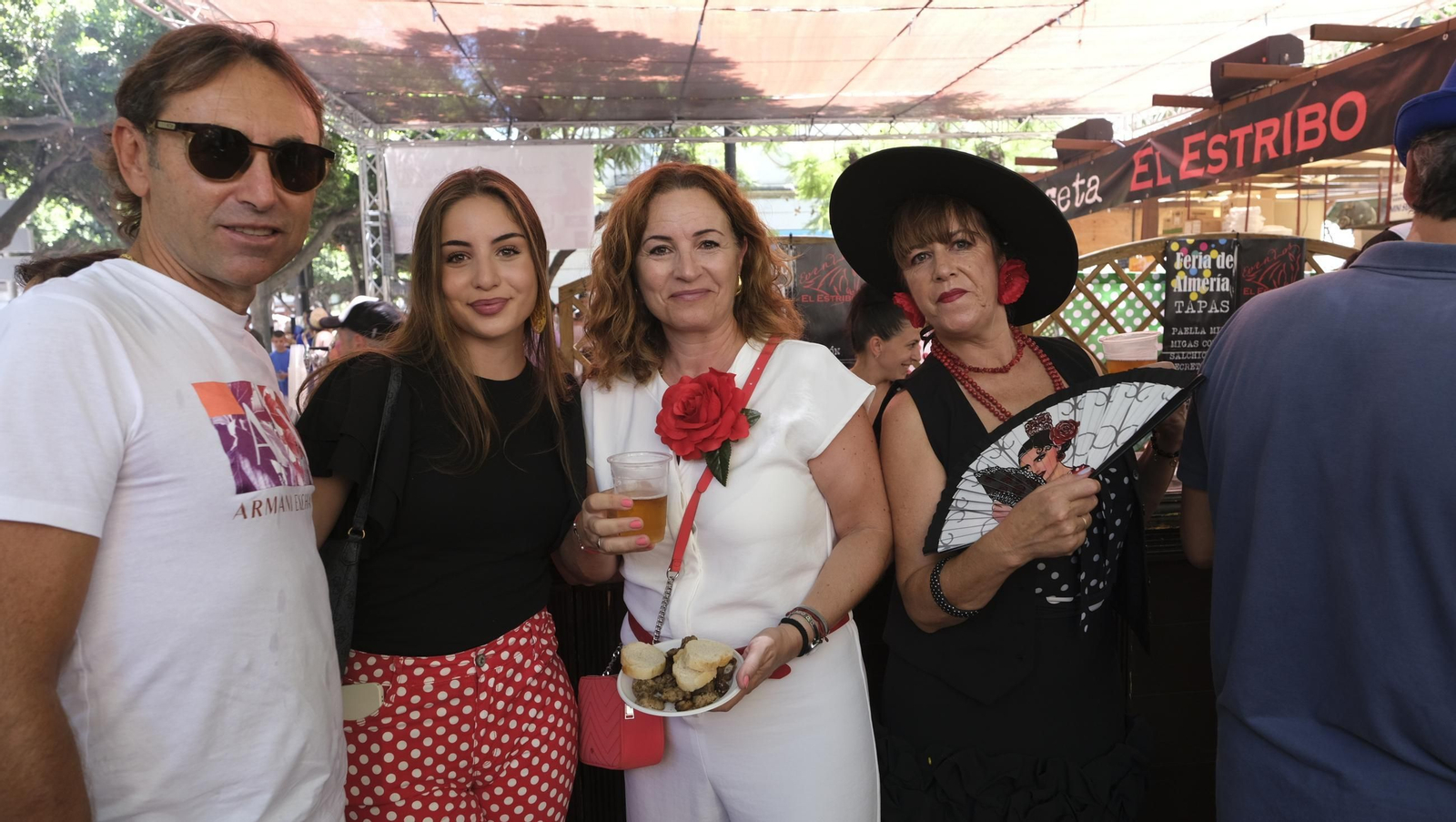 Las imágenes del lunes de la Feria del Mediodía en Almería