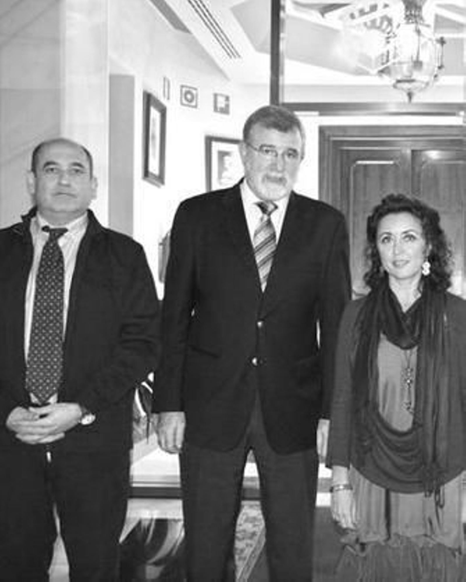 Franco, Roldán Nogueras y Baena, ayer en el Rectorado.