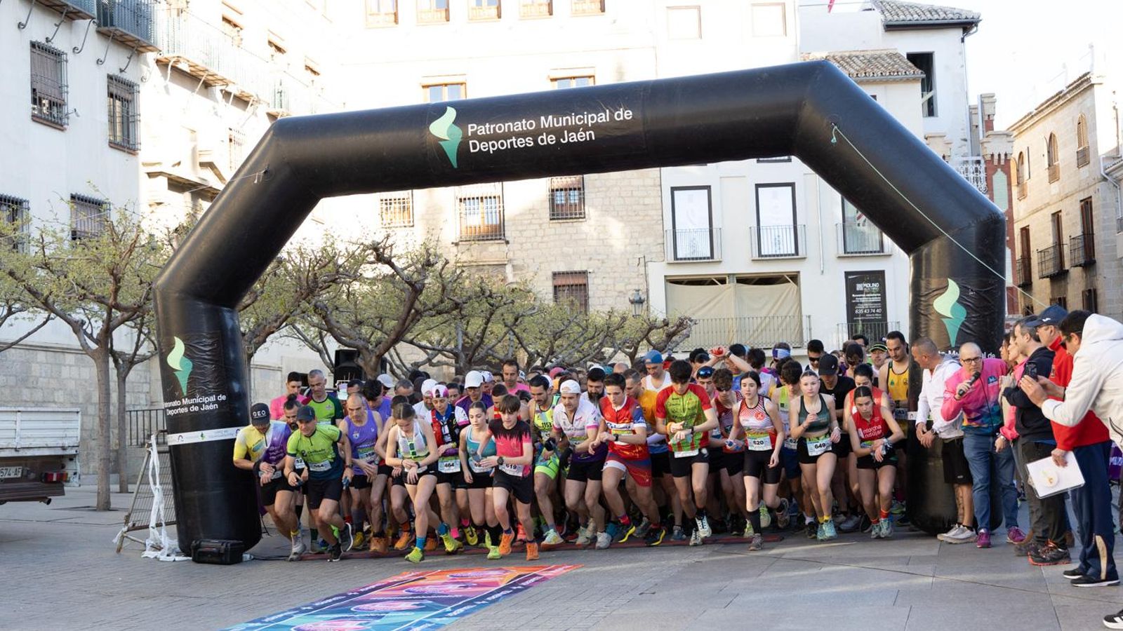 En imágenes: kilómetros para la esperanza de Celia en el CxM Trail Solidario IES Fuente de la Peña (I)