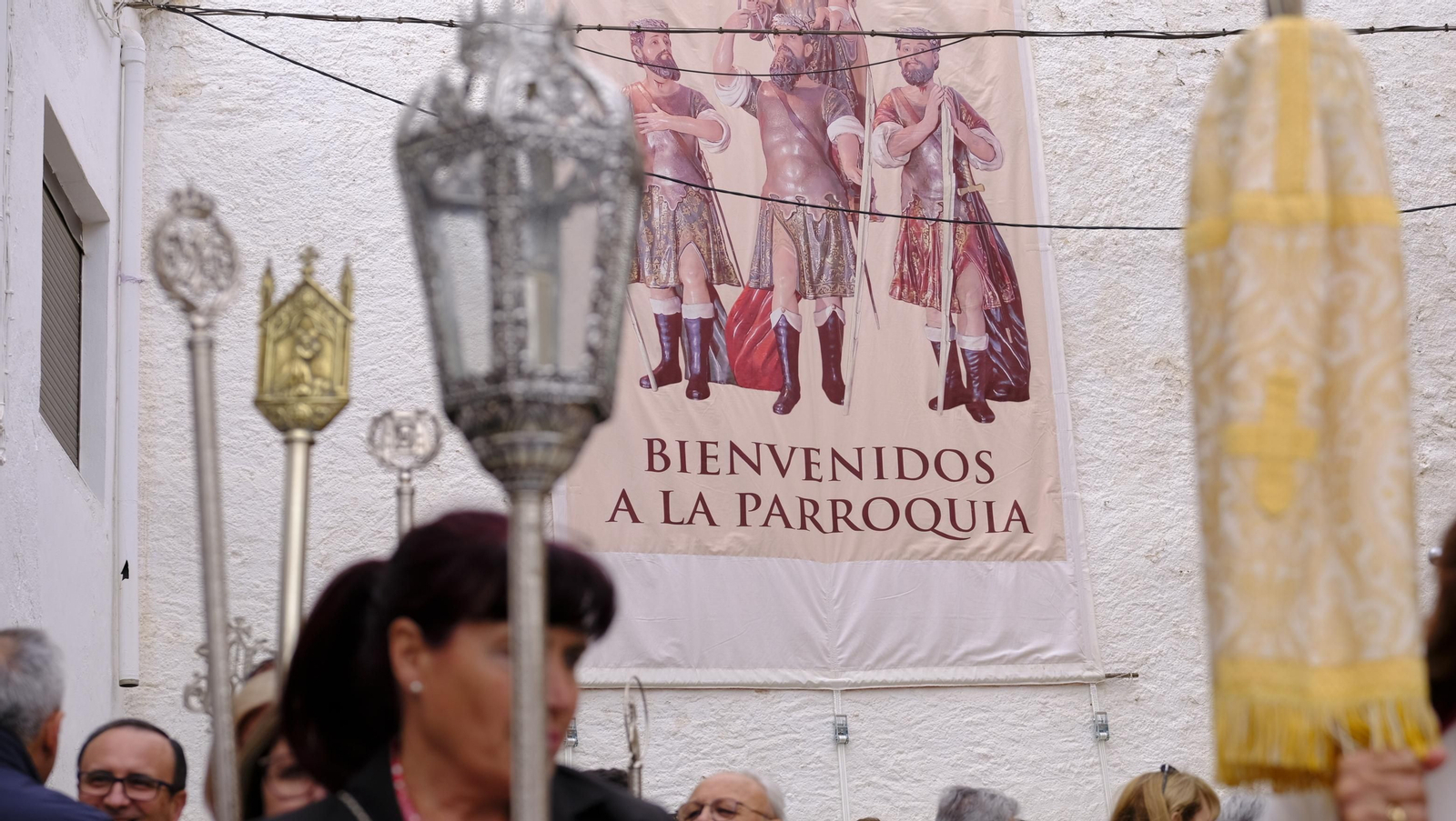 Imágenes de la procesión y paella solidaria en las Fiestas de Abla
